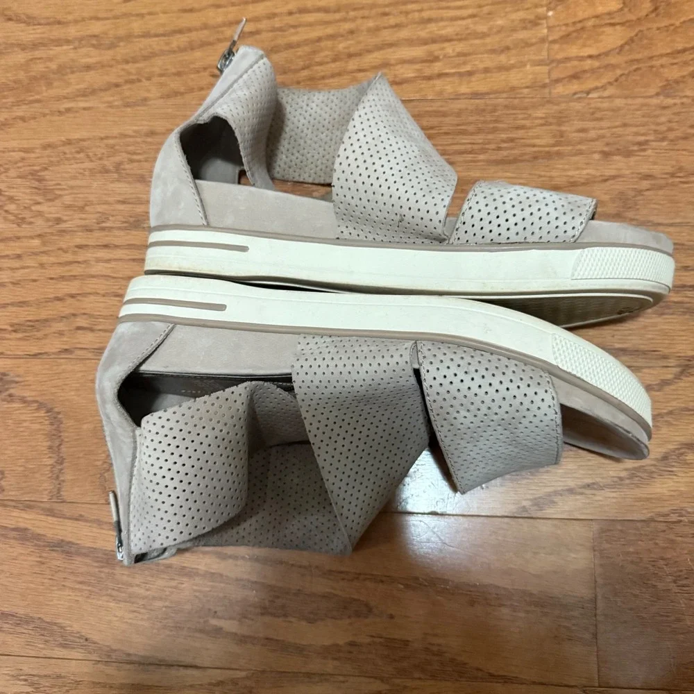 Eileen Fisher Size 8.5 Tan Sport Perforated Nubuck Ankle Wrap Platform Sandals‎
